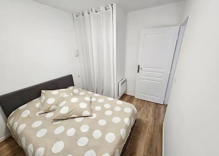 T2 Jean De Luz - Iratzia - 200m - Piscine - Tennis